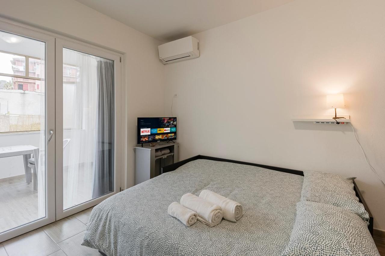 Il Gattino Di Porto - Apt 1 - Monolocale Veranda Piscina Imperia Luaran gambar