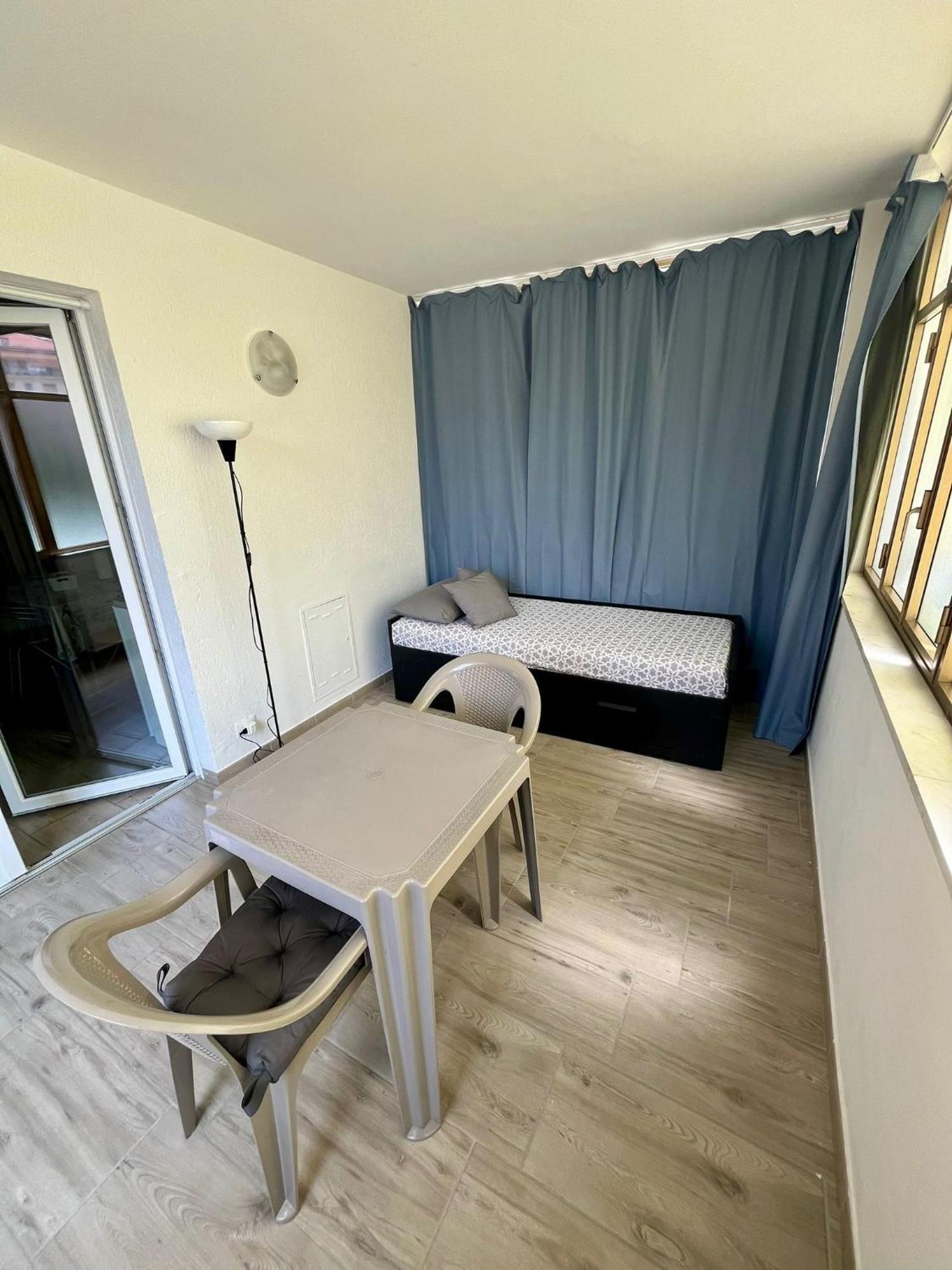 Il Gattino Di Porto - Apt 1 - Monolocale Veranda Piscina Imperia Luaran gambar